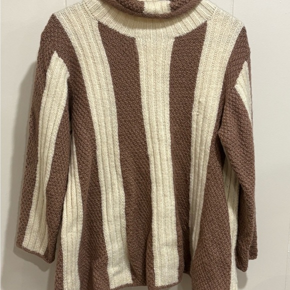 Cozy Brown and Cream Striped Women's Sweater 100% wool - Picture 1 of 10